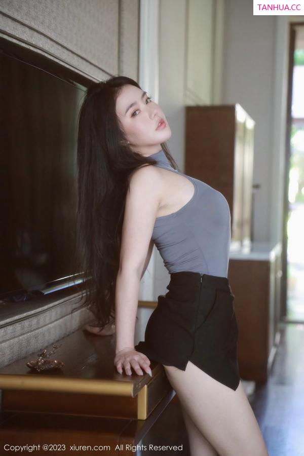 汤曼玲 玛鲁娜 [XiuRen]高清写真图 2023.04.27 No.6648 玛鲁娜Manuela 美臀丰腴第39张图片